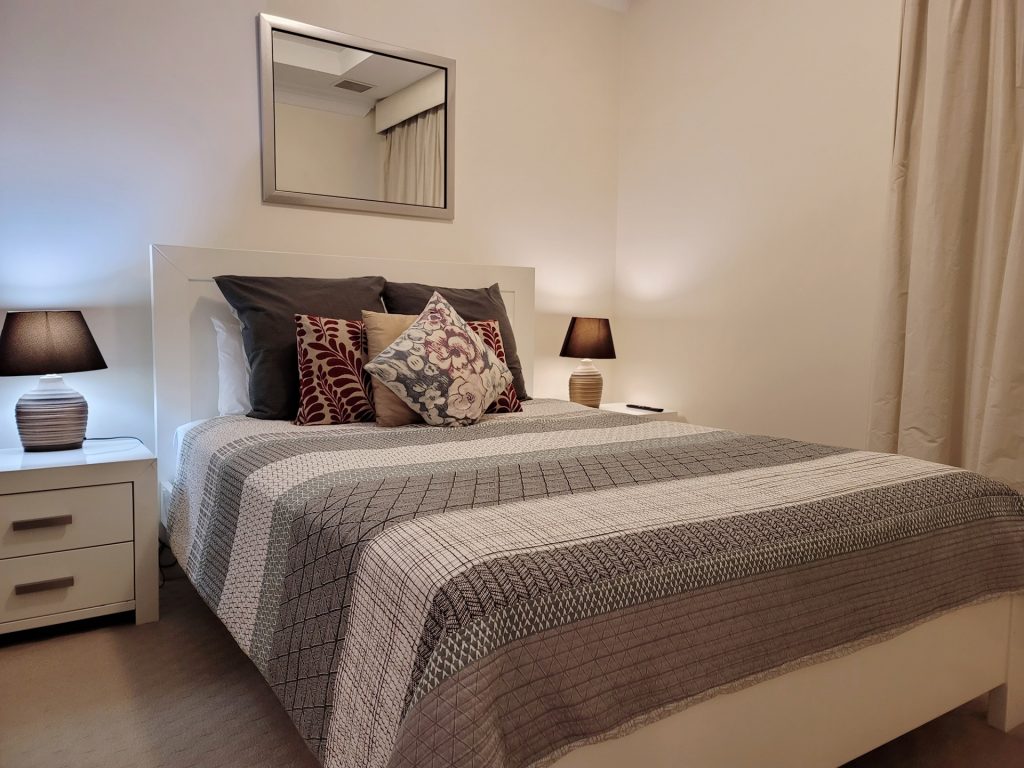 MacArthur Chambers Apartments